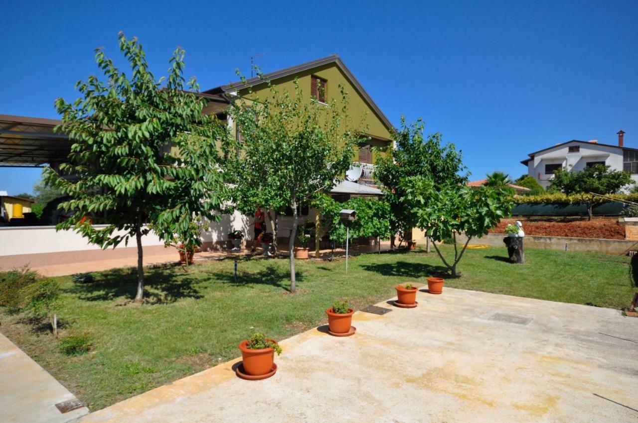 Appartement Nevija à Novigrad Istria Extérieur photo